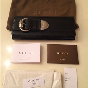 Gucci Belt Buckle Clutch Black Patent